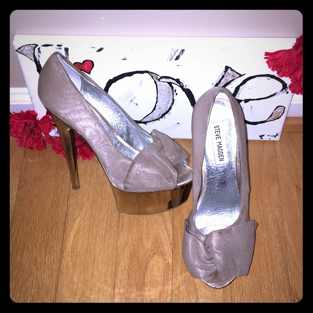 Steve Madden Reflective Stilletto Heels